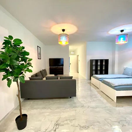 Isabel Apartamento Amberes